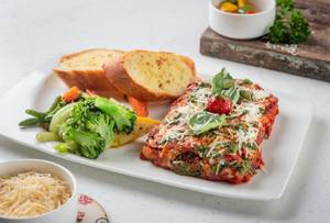 Sunlit garden-cafe — supporting dish in this style